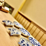 道人 - 料理中のお皿。骨董品として良く購入されるらしい。