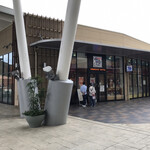 コメダ珈琲店 - 店の外観　※ちょっとお洒落な建物です