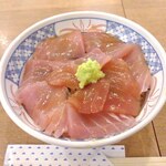 磯丸水産 - 漬け丼。アップ