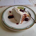 レストラン葡萄屋 - ｳｴﾃﾞｨﾝｸﾞｹｰｷはこうして皆で食べました
