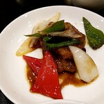 中国料理 神田 桃園 - 黒糖酢豚