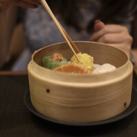 スチーム Dim sum&Wine - おまかせ点心4種 ★いっしーリコメンド