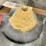 和栗モンブラン専門店 栗りん - 黄金モンブラン③