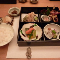 割烹 まつもと 永楽店 - 2012年6月　ご飯も一緒に出て来ます。
