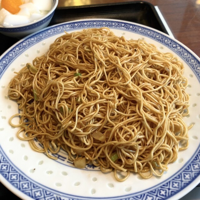 新宿区四谷、名物、牡蠣ソース和えそば、老舗中華料理、人気名店「嘉賓