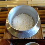 囲炉裏料理わ - 釜炊きのごはんがすすみます