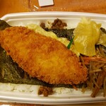 ほっともっと - 料理写真:しび辛キーマカレーのり弁当