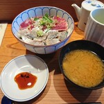 京すし - かつお・あじハーフ丼
