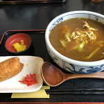 前田屋仙台福室店 - カレー蕎麦&いなり一個（20.9）