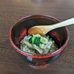 石臼挽き蕎麦香房 山の実 - お通し（そば粥）