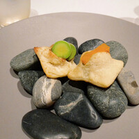 ベージュ アラン・デュカス 東京 - 