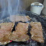 炭火焼肉 てんぐ - 良い焼き加減～