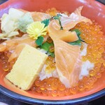 海鮮どんや とびしま - イクラがいっぱい！