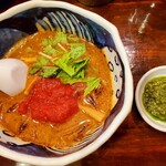 自家製麺つけ麺 紅葉 - 海老とトマトの味噌つけ麺、バジルペースト皿