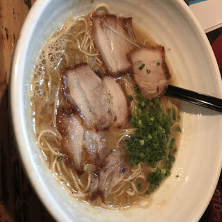 難波でおすすめのラーメン とんこつラーメン をご紹介 食べログ
