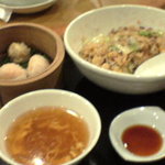 中国料理 桃谷樓 - 蟹とレタスの炒飯セット☆