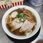 津軽煮干中華蕎麦 サムライブギー - 極太麺の煮干し中華