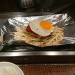 鉄板二百℃ - てりたまハンバーグステーキ