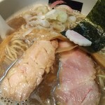 おおぜき中華そば店 - にぼしそばアップ