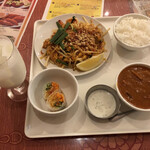 インド＆タイ料理専門店 Surya Royal Garden - ラッシーでタイ料理を楽しもう