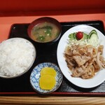 上海軒 - 豚のしょうが焼き定食(ご飯大盛り)