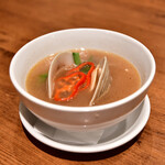 鉄板中華 青山シャンウェイ - 【神楽坂限定コース@3,980円】白はまぐりと野菜のスープ煮