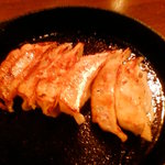 Gyouza Shuka Kouran - 鉄鍋餃子\280
