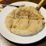 ピザ&グリル カマローネ - 「ラルドボンバー」900円税込み