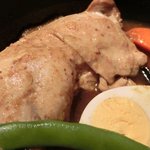 海鮮居炉り焼 蕗のとう - チキンレッグ 1000円 のチキンレッグ