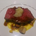 アルトゥーラ - 牛肉のコーンピューレソース