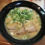 屋台おかもと - ラーメン