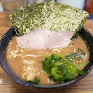 横浜家系らーめん 二代目武道家_0