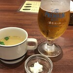 ビーフストロガノフ専門 ガノフ屋 - 