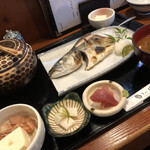魚めし 竹亭 - 焼魚定食(つばす)