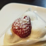 パティスリ・ル・スィエル - ショートケーキ（アップ）