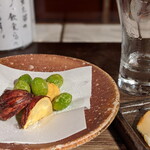 ひとひら - 銀杏と栗の素揚げ！？ほう、これが酒に合うこと♡