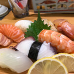 Tsukiji Sushi Sen - 食べたいのだけを少し