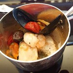 インペリアルバイキング サール - 魚介類とトマトのアクアパッツア