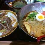 焼肉名門 - ランチの冷麺と焼き肉丼のセット