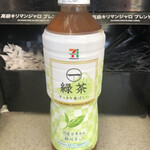 セブンイレブン - 600mlあるのに¥100❗