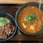 Karubi don to sundoufu senmon ten kandon - 「カルビ丼ミニと(海鮮)スン豆腐セット」@990+「スン豆腐3辛にUP」@70(税込)