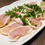 タンテール富士 - 地鶏のタタキ（780円）