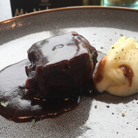 800°DEGREES ARTISAN PIZZERIA - 