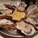 オイスターテーブル - 岩手県、広島県　牡蠣