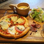 パブリックハウス ウルル - 