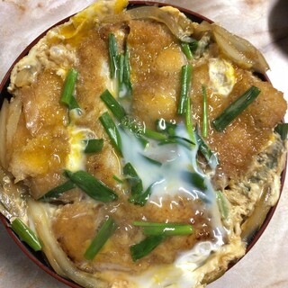 久留米でおすすめの美味しいかつ丼 かつ重をご紹介 食べログ