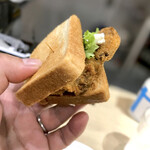 和食オタクの店 マニアコス - 牛カツサンド リフト