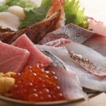 若竹寿し - 境港直送本マグロ大トロ入りのプレミアム海鮮丼！！　　　　　2,000円！！