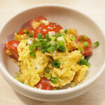 トンテキ食堂8 - プチトマトと玉子炒め(350円)