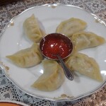 インド料理 ニサン - モモ　形が完全に餃子化！(前回投稿参照)